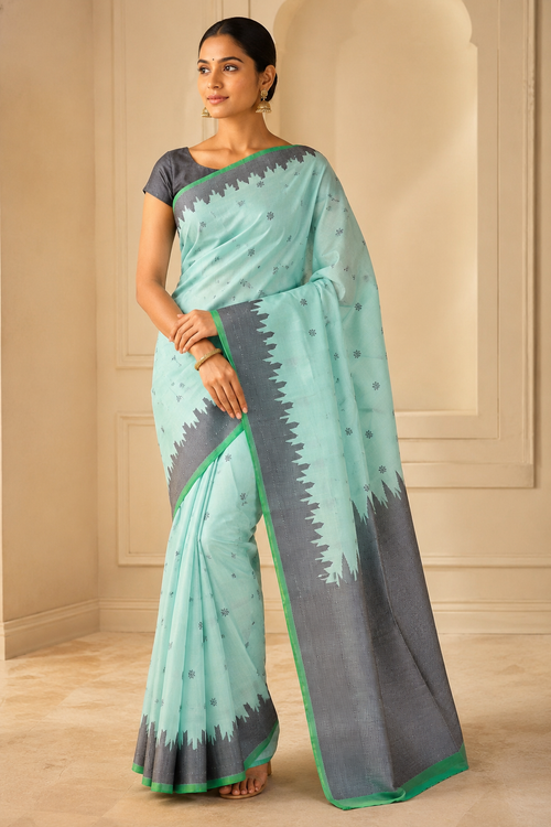 Model wearing the saree for SKU GWS27345