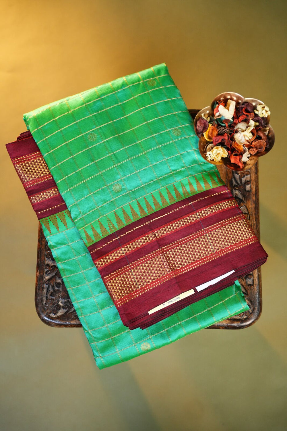 Gold & Emerald Green Narayanpet Pure Silk Handloom Saree – GWS28867
