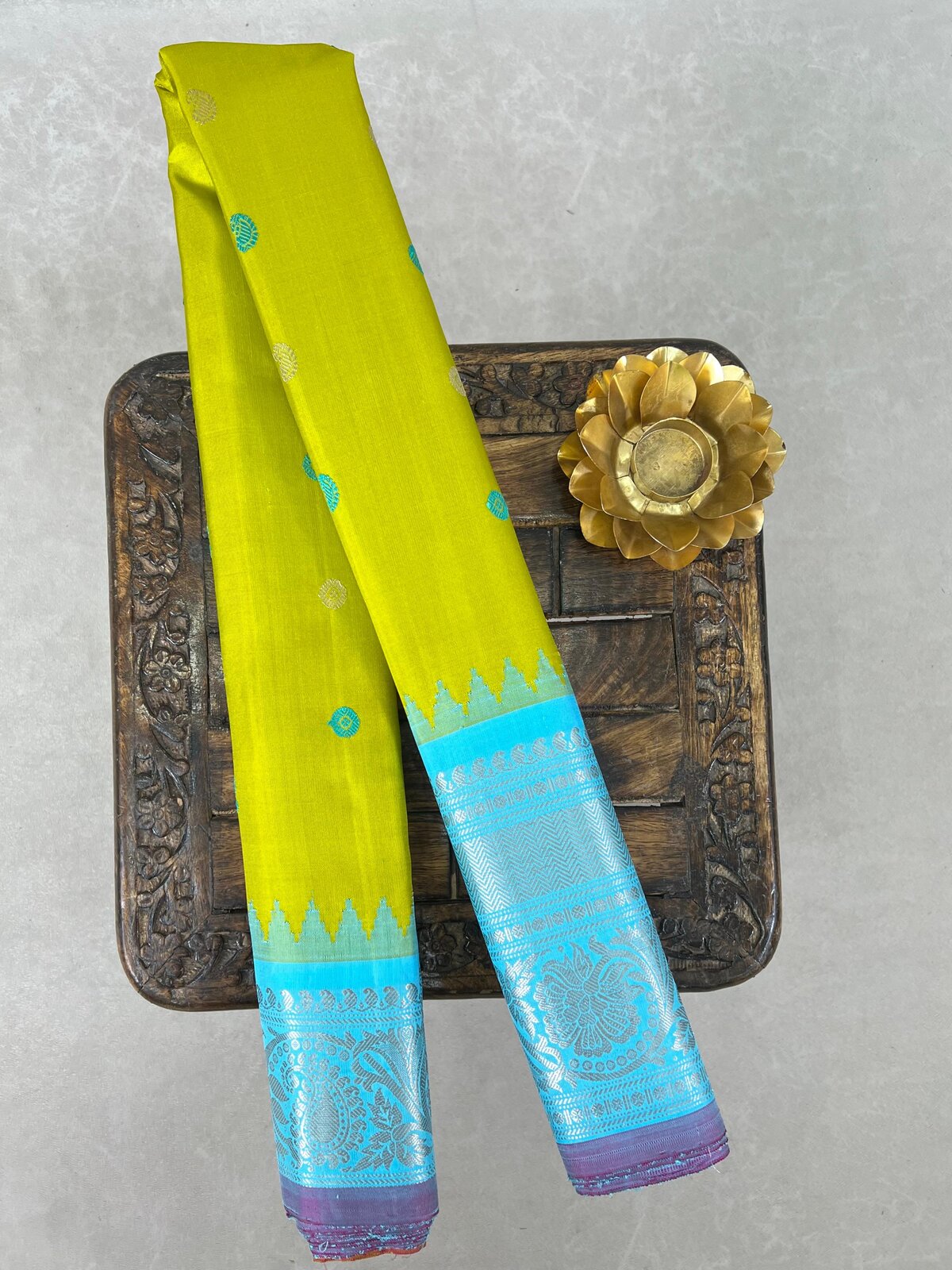 Lime Green & Teal Gadwal Pure Silk Handloom Saree – GWS29274