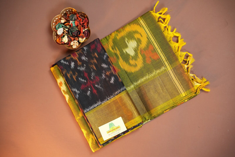 Gold & Orange Pochampally Ikkat (SICO) Saree – GWS33191